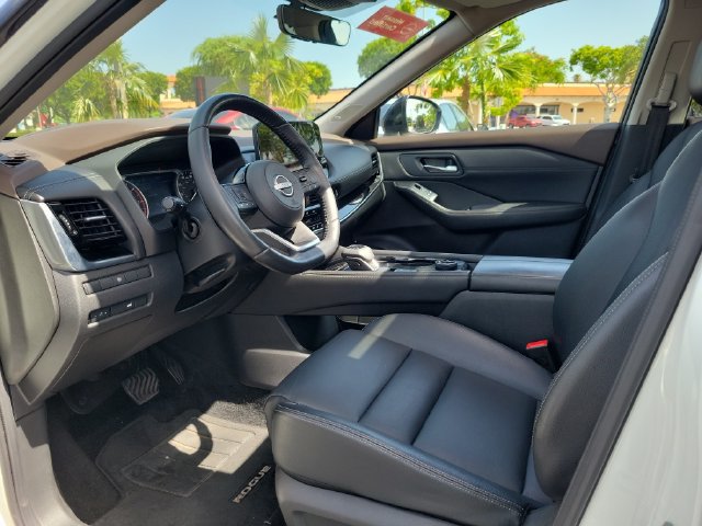 Used 2023 Nissan Rogue SL w/ SL Premium Package AWD/4WD image 19