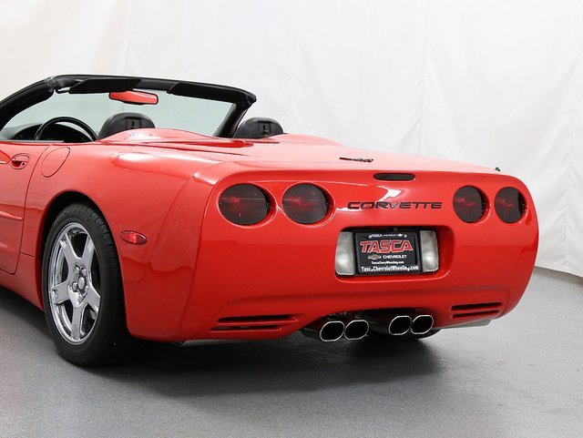 Used 1999 Chevrolet Corvette Convertible w/ Memory Pkg image 7