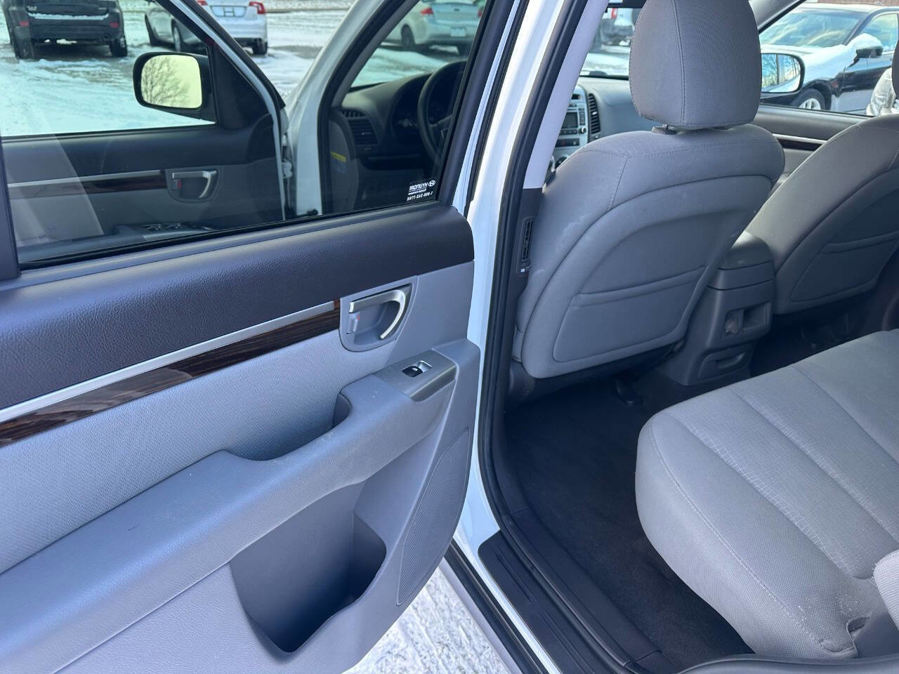 Used 2012 Hyundai Santa Fe GLS image 11