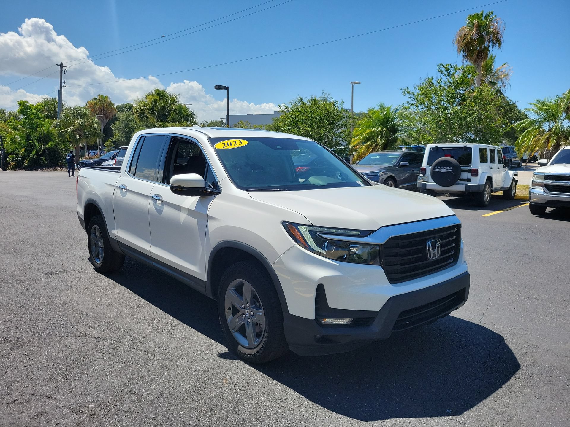 Used 2023 Honda Ridgeline RTL-E image 2