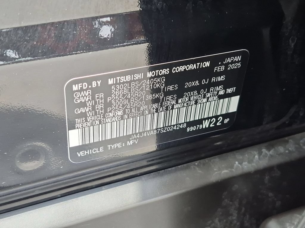 Used 2025 Mitsubishi Outlander SE AWD/4WD image 36