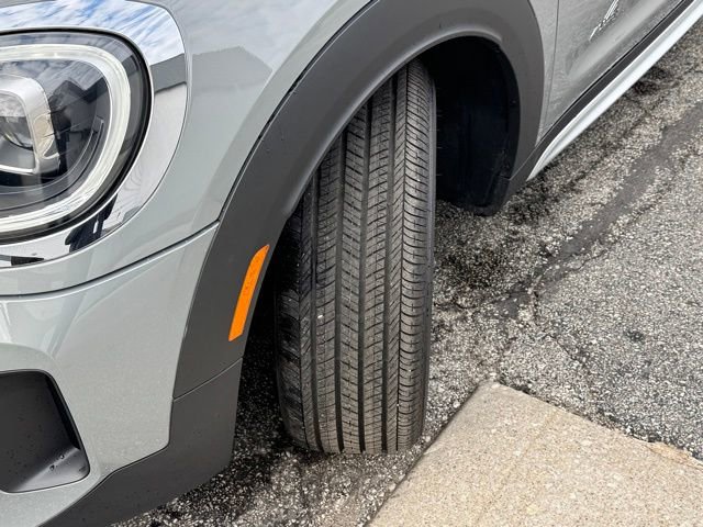Used 2023 MINI Cooper Countryman S w/ Signature Upholstery Package image 13