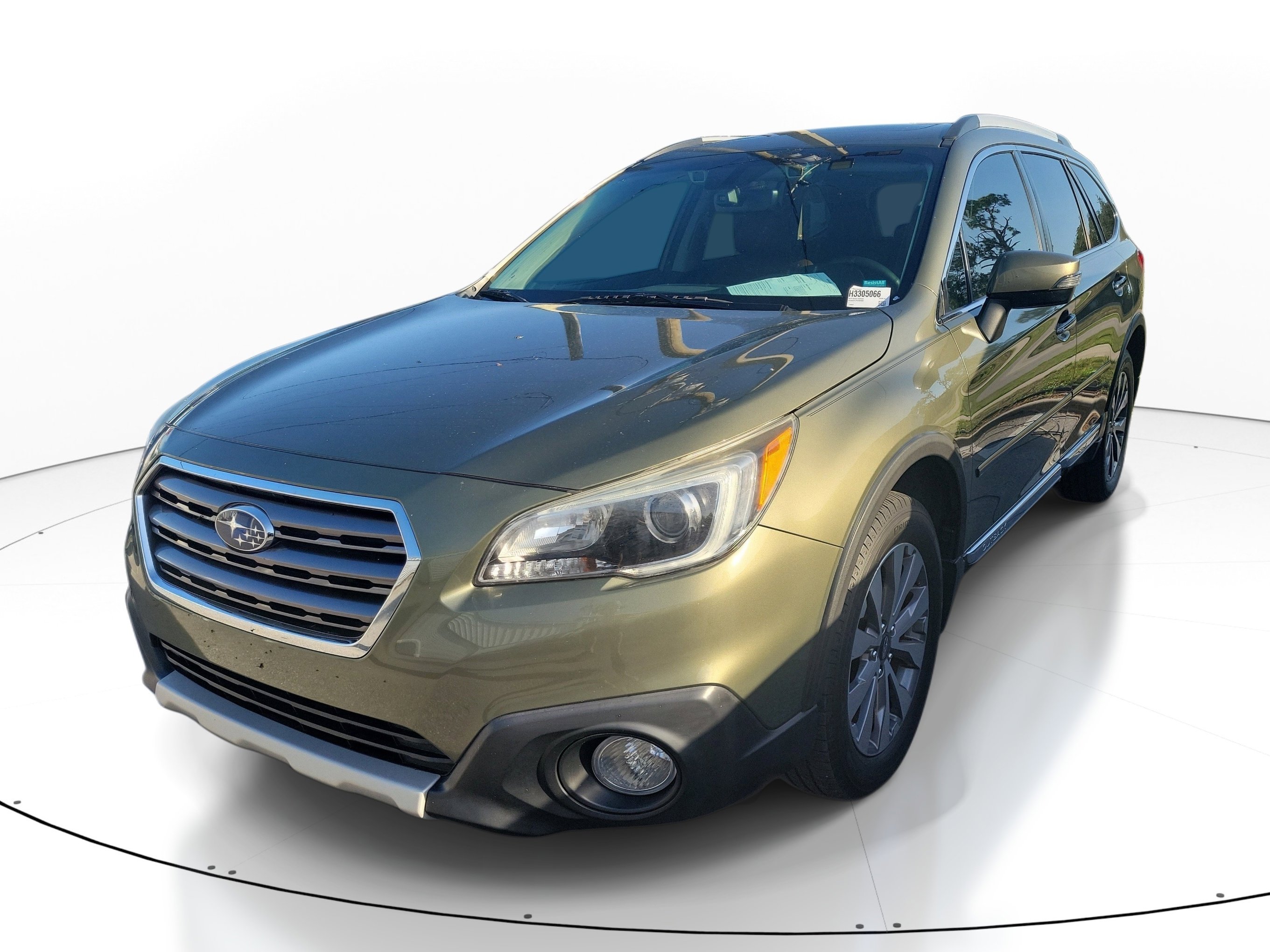 Used 2017 Subaru Outback 2.5i Touring w/ Popular Package #5A AWD/4WD image 3