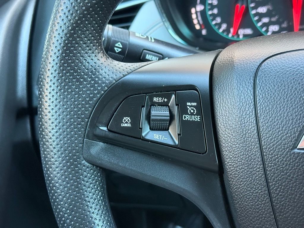 Used 2020 Chevrolet Trax LS w/ Tint and Cruise Package image 33