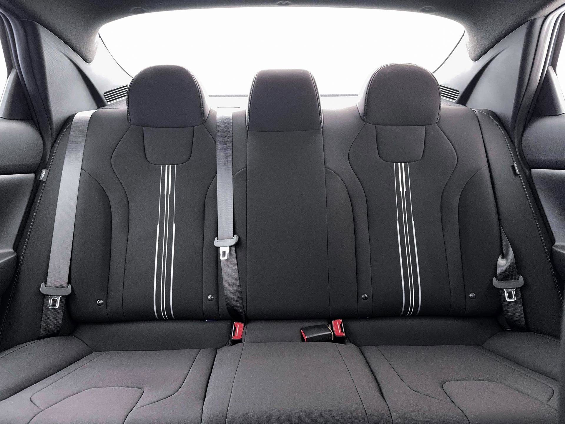 New 2026 Hyundai Elantra Sport FWD image 16