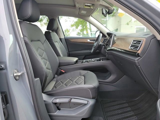 New 2026 Volkswagen Atlas SE image 18