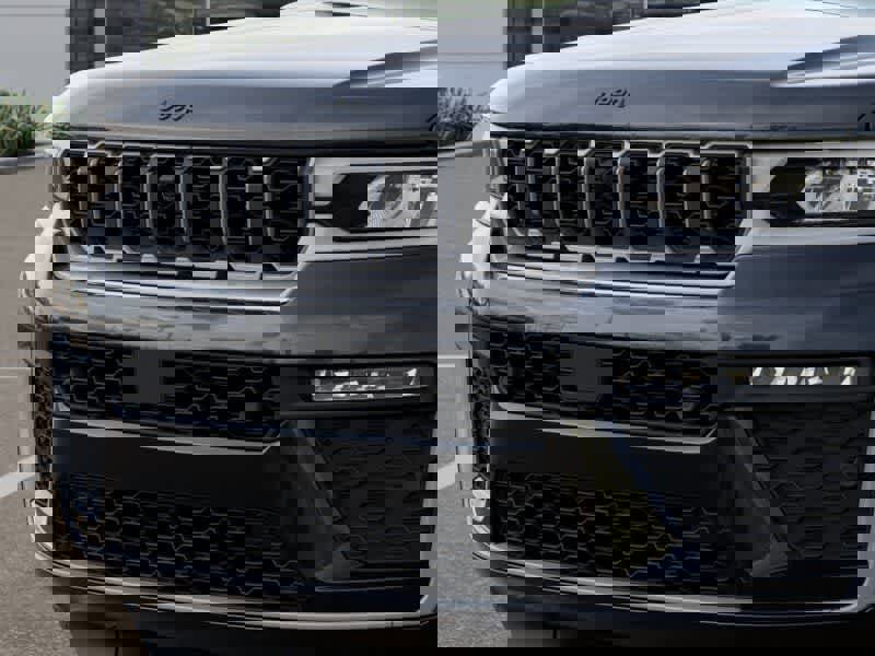 New 2026 Jeep Grand Cherokee Limited Reserve image 11