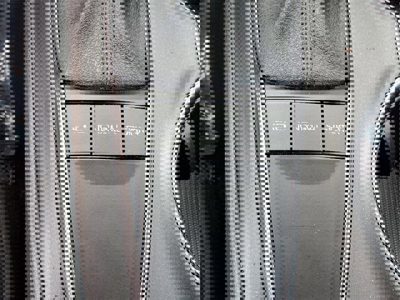 Used 2024 Toyota Camry SE image 20