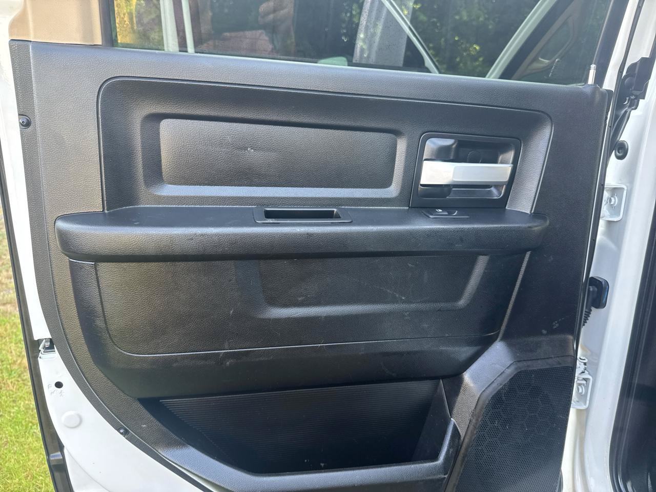 Used 2019 RAM 5500 Tradesman w/ Ambulance Prep Group AWD/4WD image 32