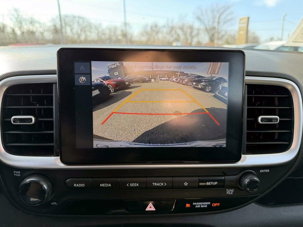 Certified 2023 Hyundai Venue SEL w/ Cargo Package image 24
