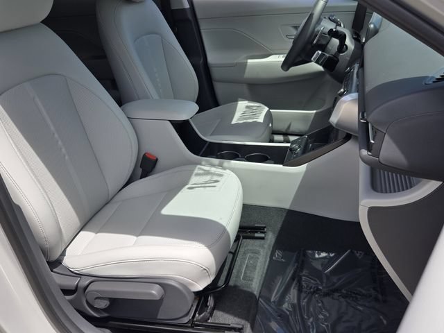 Used 2026 Hyundai Kona SEL Premium FWD image 15