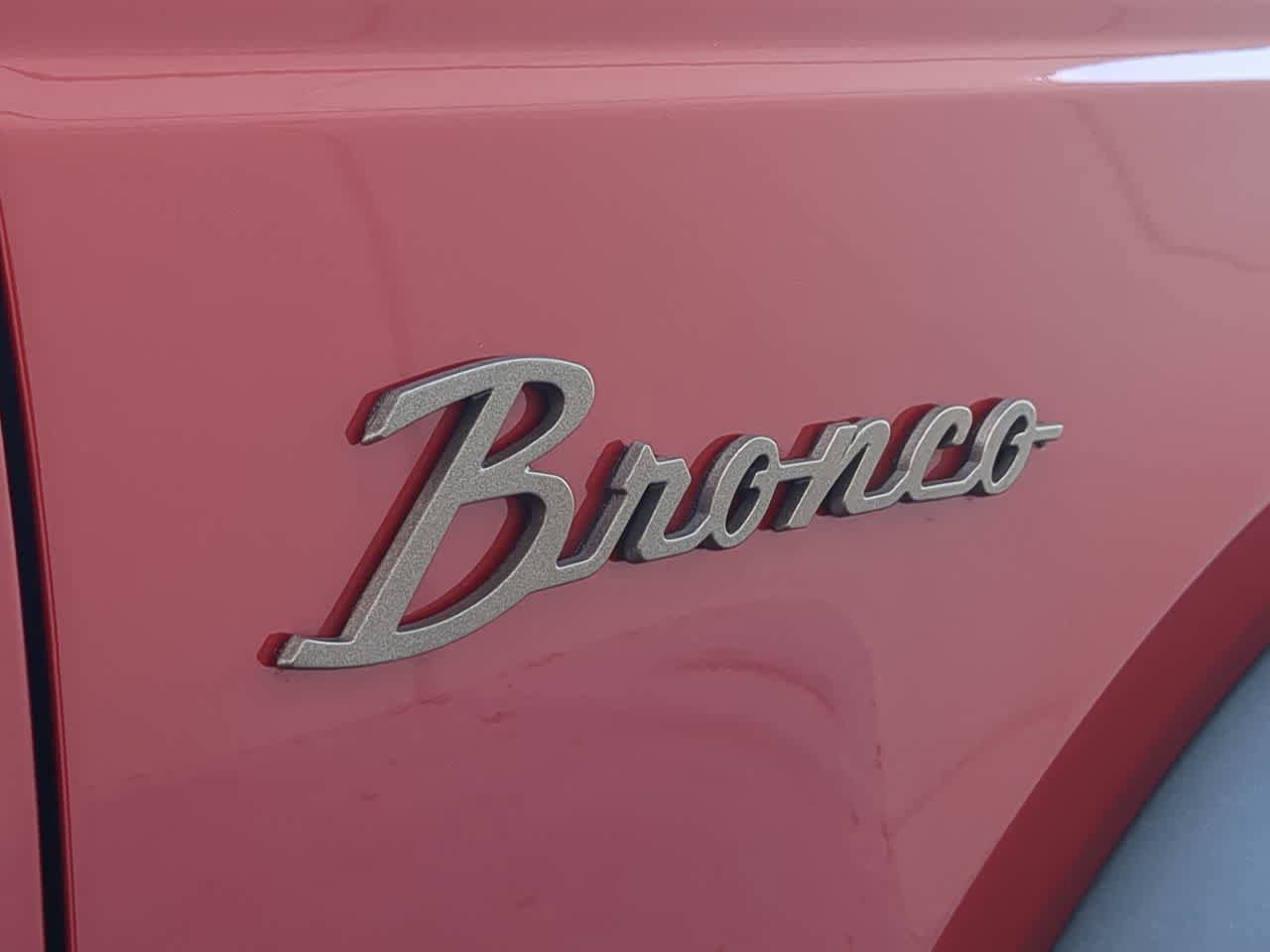 Used 2022 Ford Bronco Badlands w/ Sasquatch Package image 13
