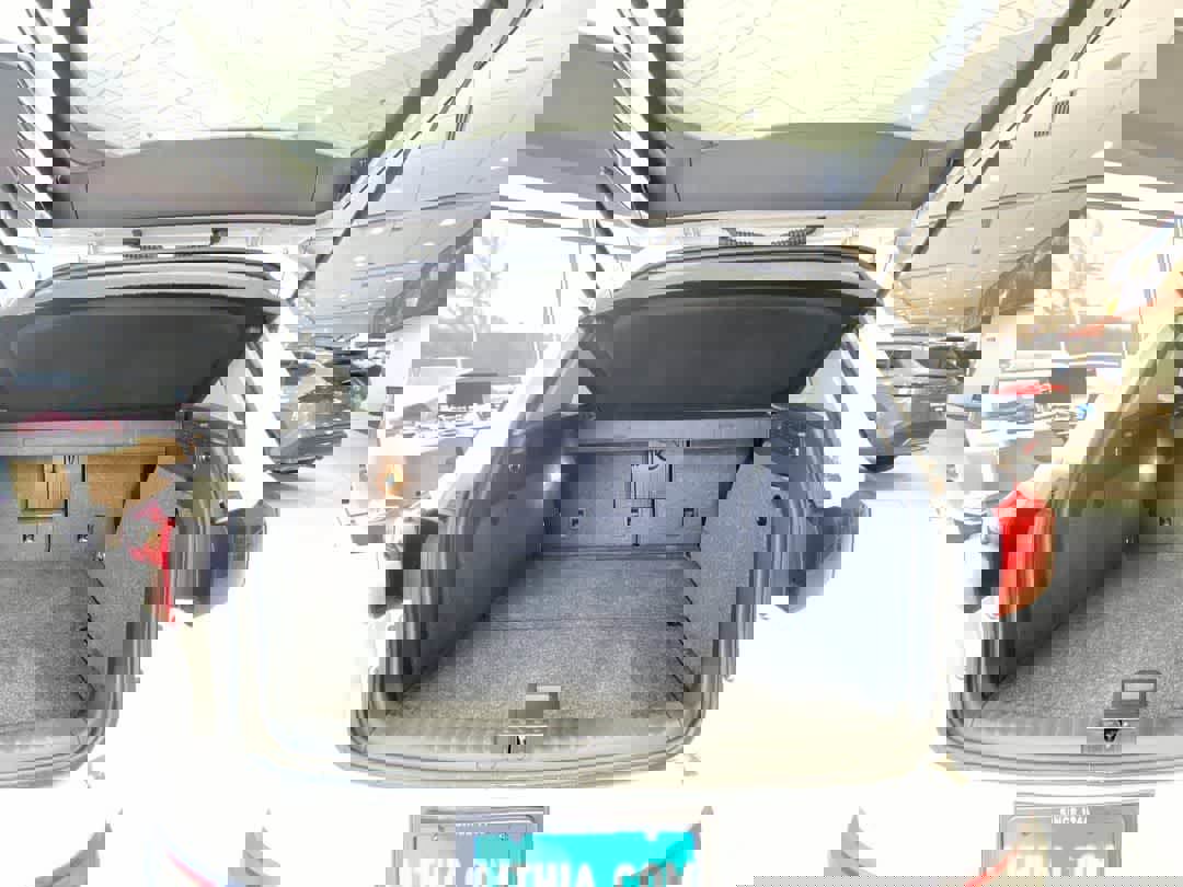 Used 2017 Volkswagen Tiguan Limited w/ Premium Package image 25