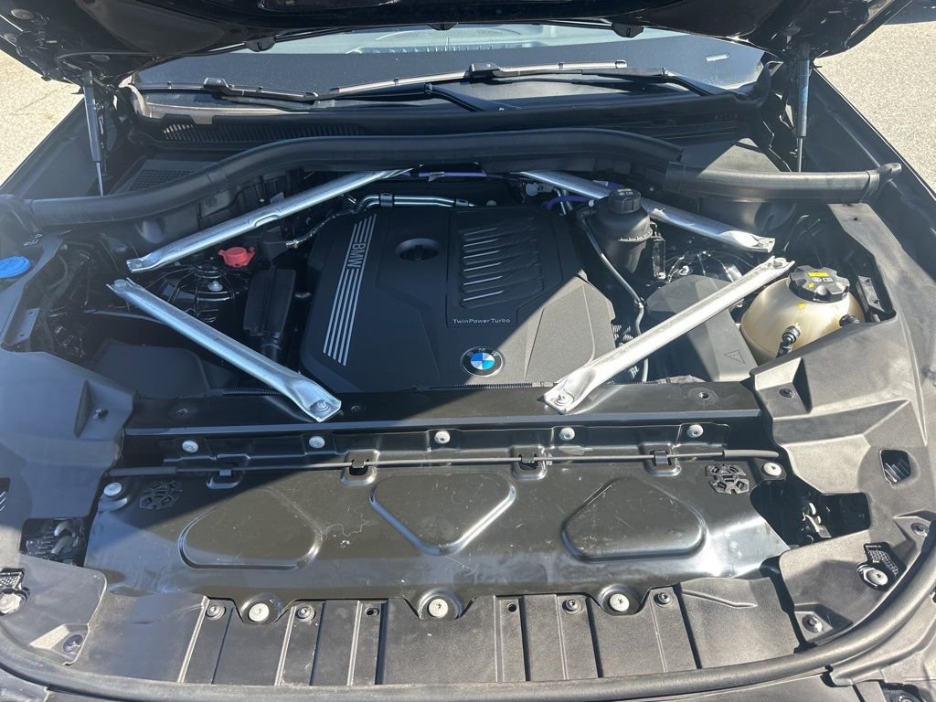 Used 2023 BMW X5 xDrive40i w/ M Sport Package image 37