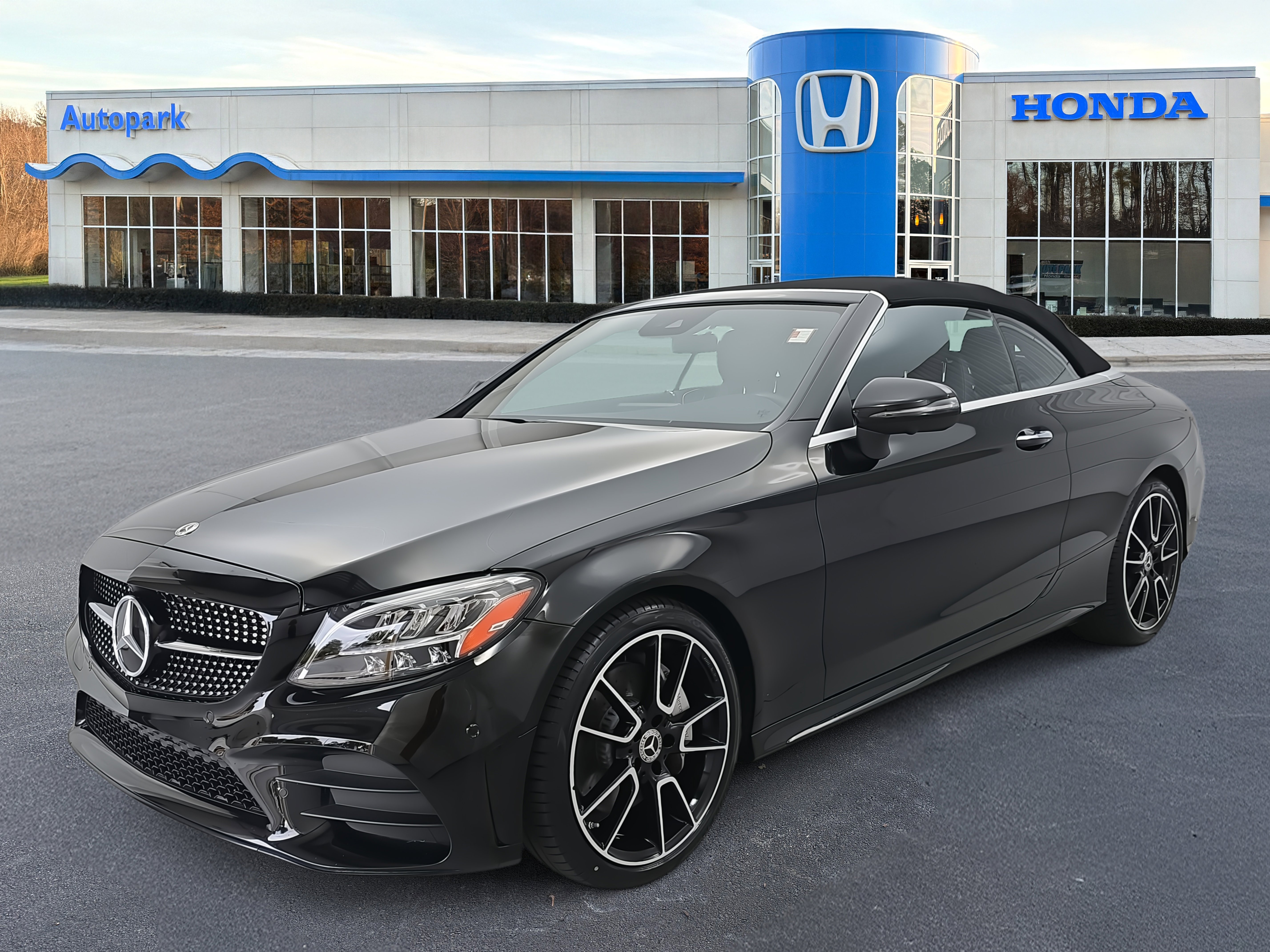 Used 2023 Mercedes-Benz C 300 Cabriolet video 1