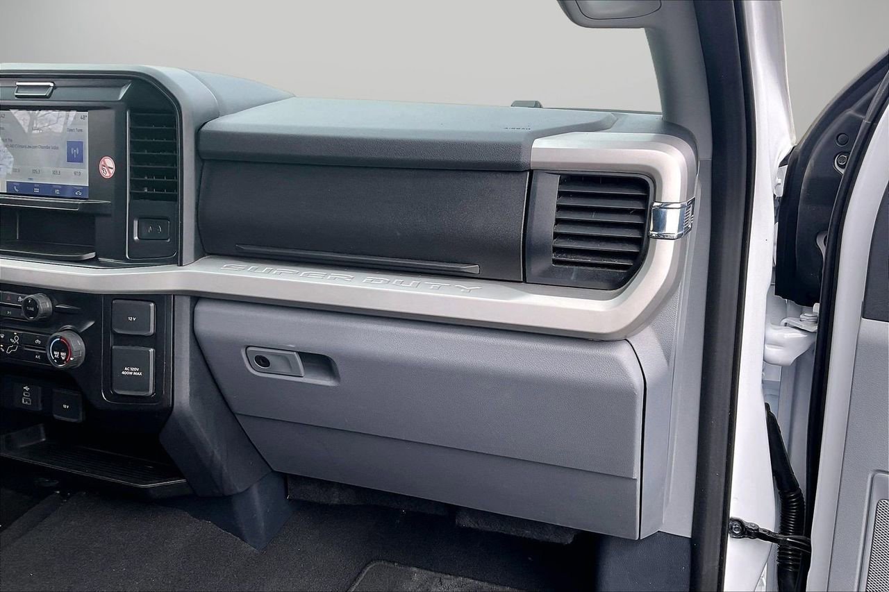 Used 2025 Ford F250 XLT image 19