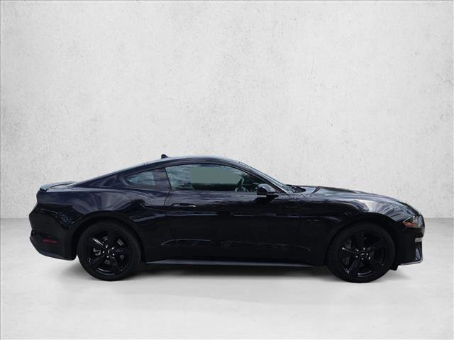 Used 2022 Ford Mustang GT Premium w/ Equipment Group 401A RWD image 4