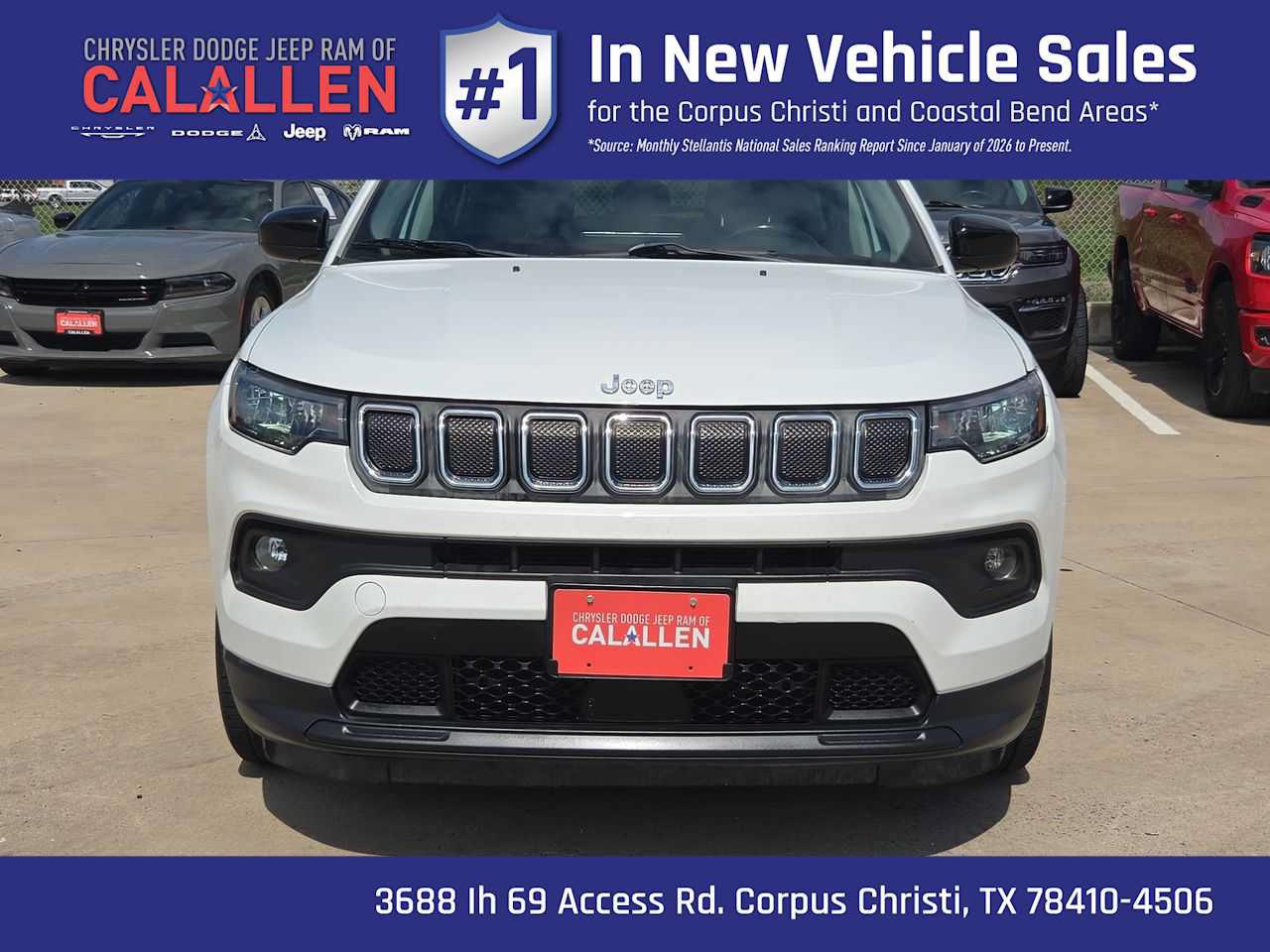 Used 2022 Jeep Compass Latitude w/ Sun and Sound Group FWD image 14