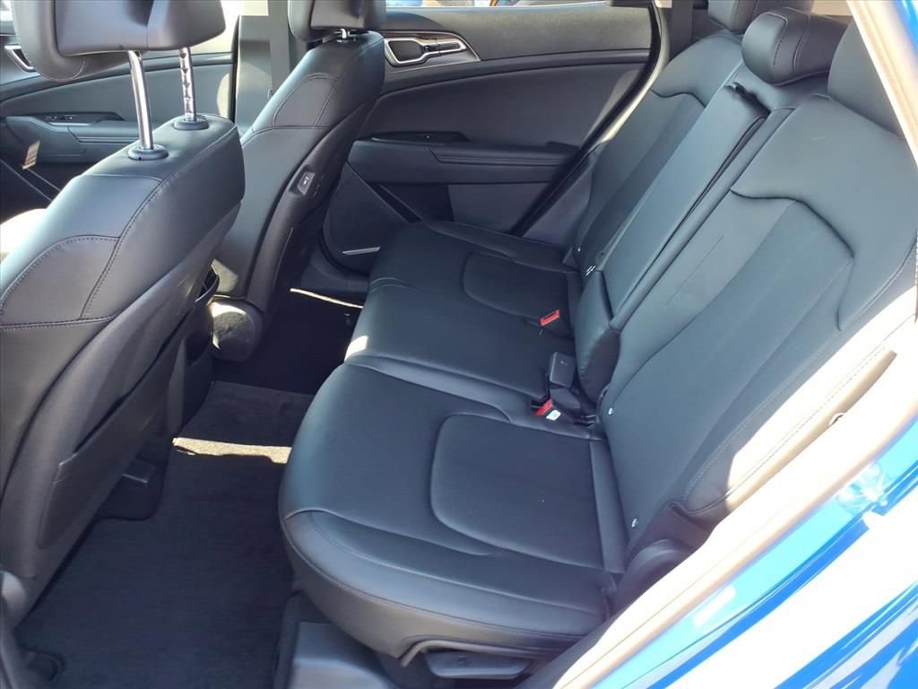 New 2026 Kia Sportage EX image 12