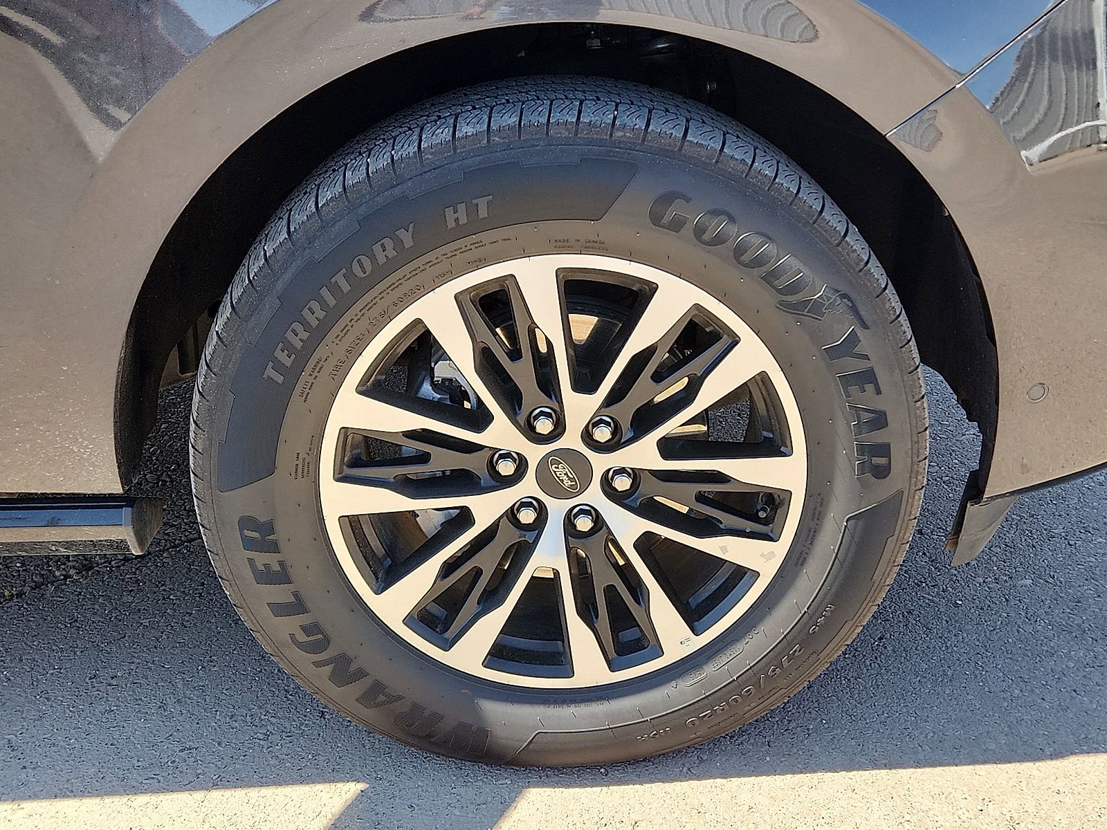 Used 2025 Ford Expedition Max Platinum AWD/4WD image 7