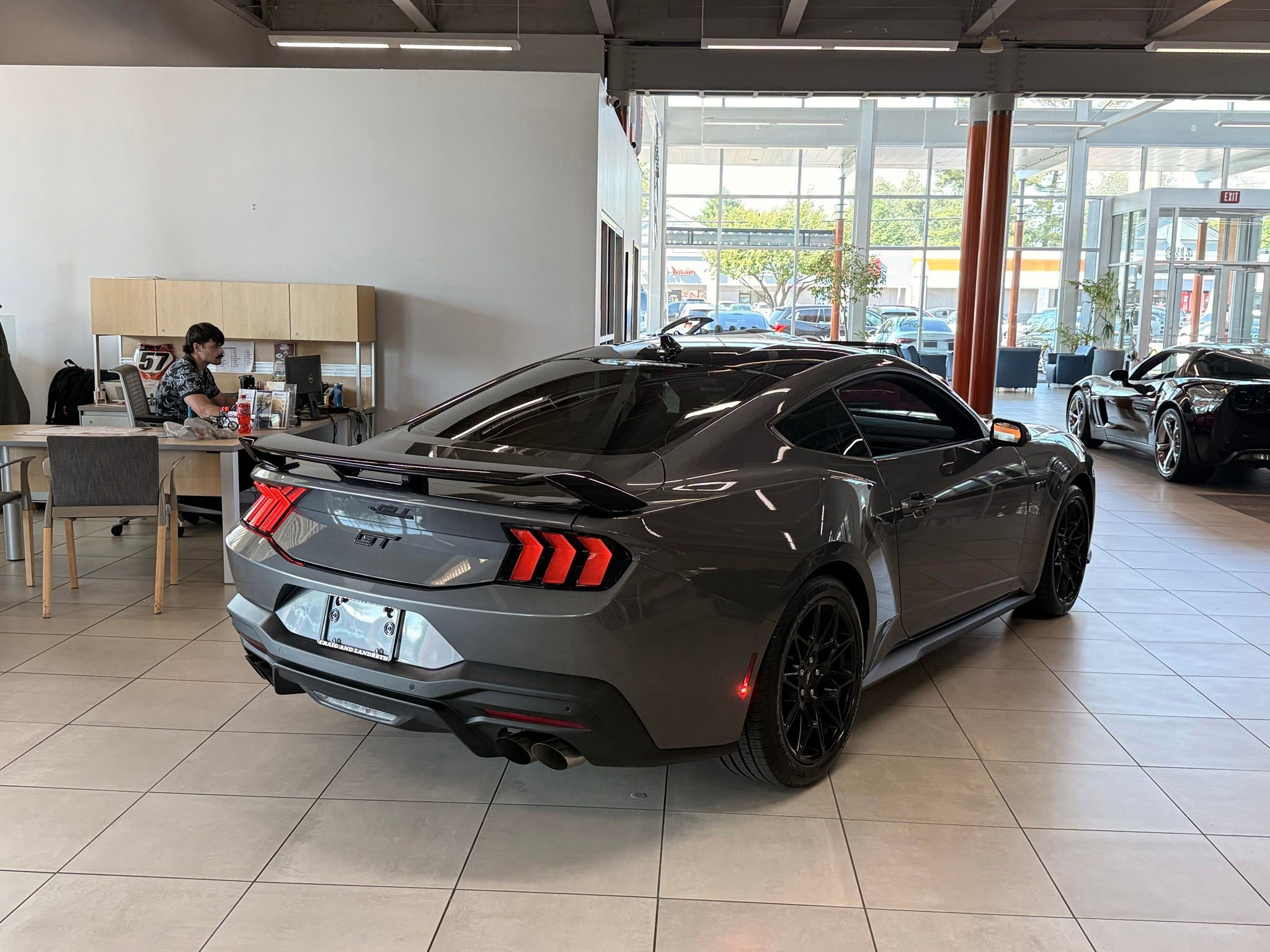Used 2025 Ford Mustang GT Premium w/ GT Performance Package RWD image 3