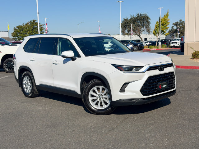 Used 2026 Toyota Grand Highlander AWD Hybrid image 2