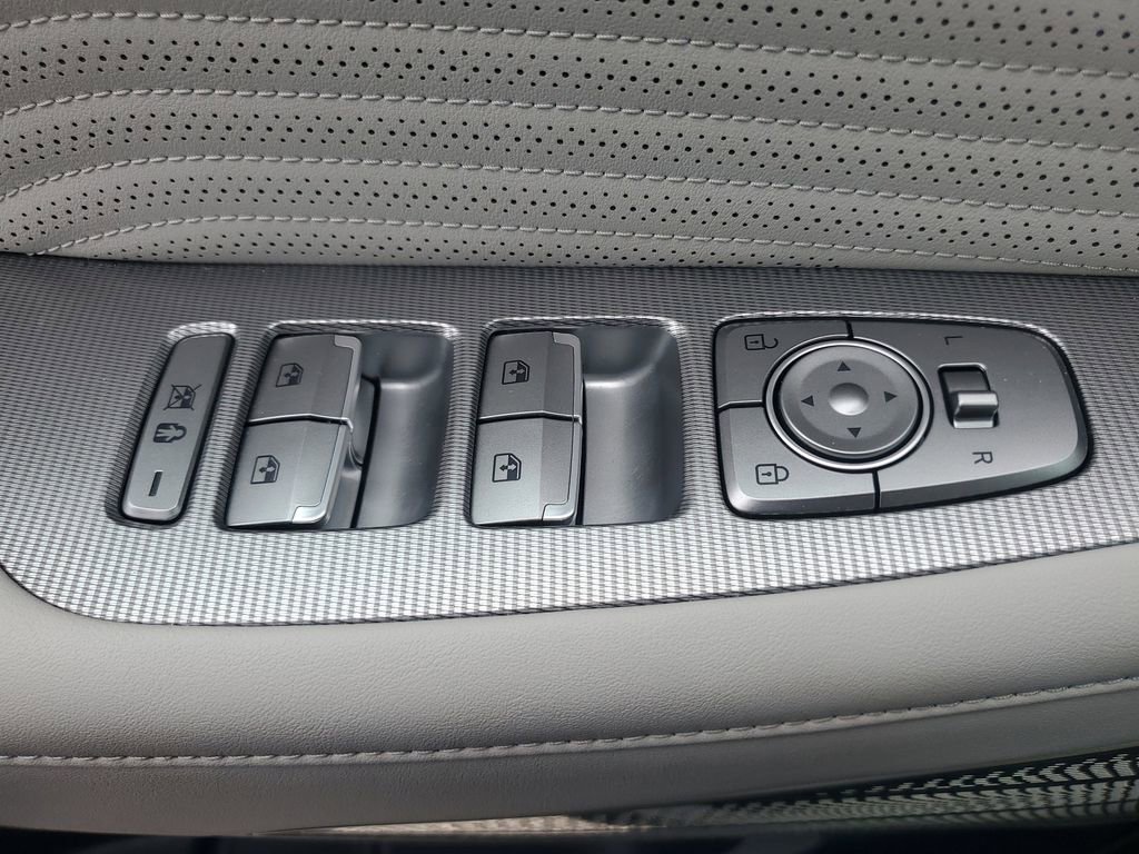 Used 2023 Hyundai Palisade Calligraphy image 22