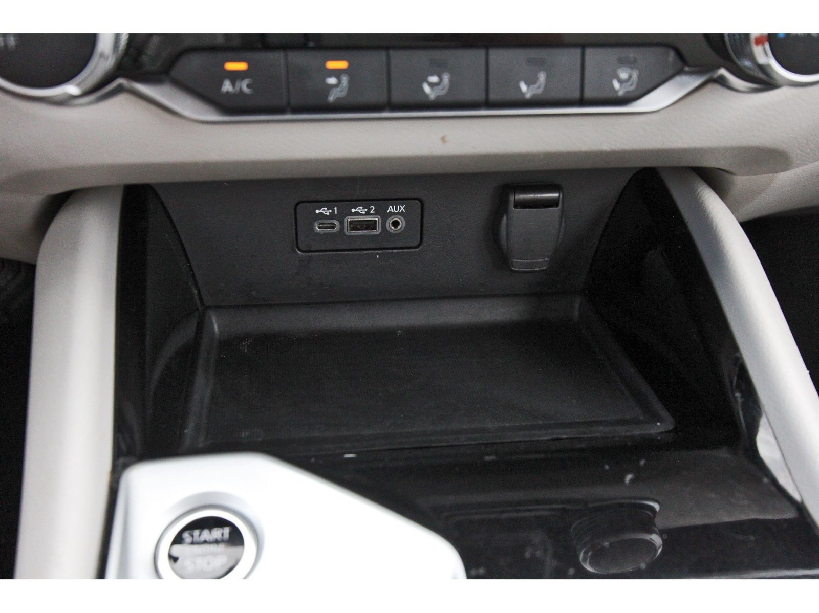 Used 2022 Nissan Altima 2.5 SV w/ SV Premium Package FWD image 32