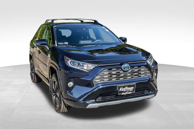 Used 2020 Toyota RAV4 XSE w/ Carpet Mat Package AWD/4WD image 2