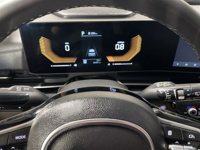 Used 2025 Kia Carnival image 17