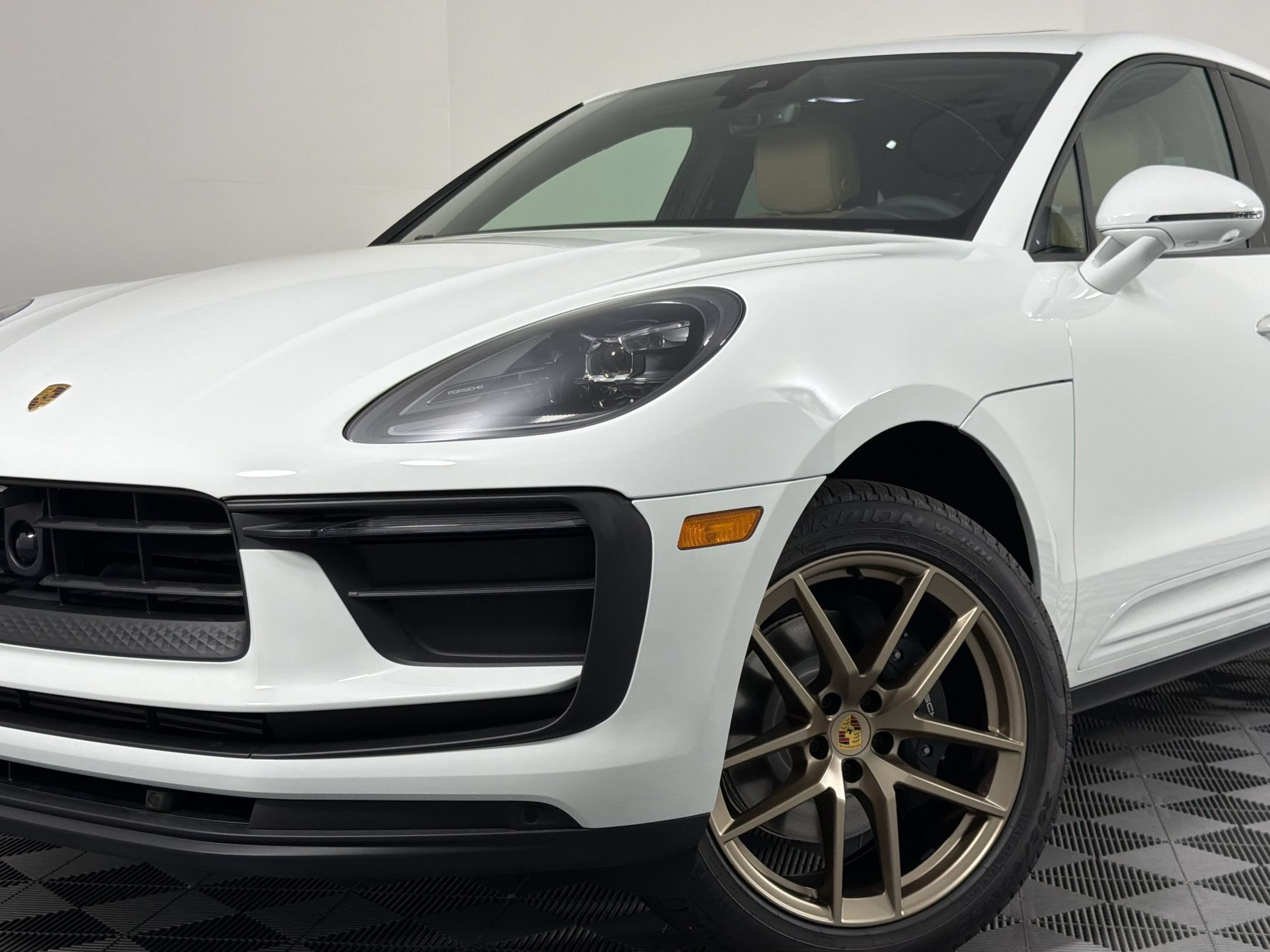 New 2026 Porsche Macan AWD/4WD image 26