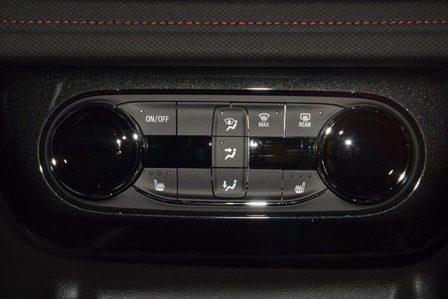 New 2026 Chevrolet TrailBlazer RS w/ Convenience Package FWD image 32