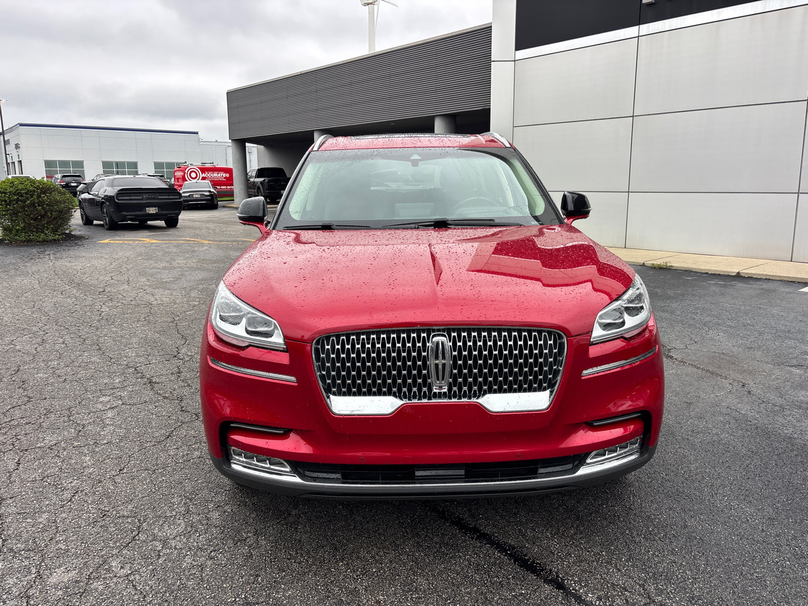 Certified 2021 Lincoln Aviator Reserve w/ Equipment Group 202A AWD/4WD image 2