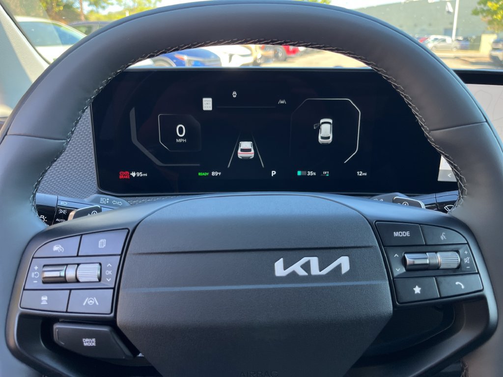 New 2026 Kia EV6 Wind RWD image 28