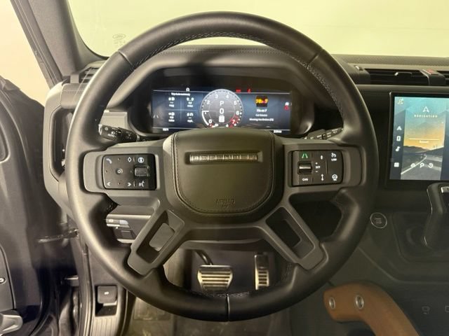 Used 2024 Land Rover Defender 110 X AWD/4WD image 18