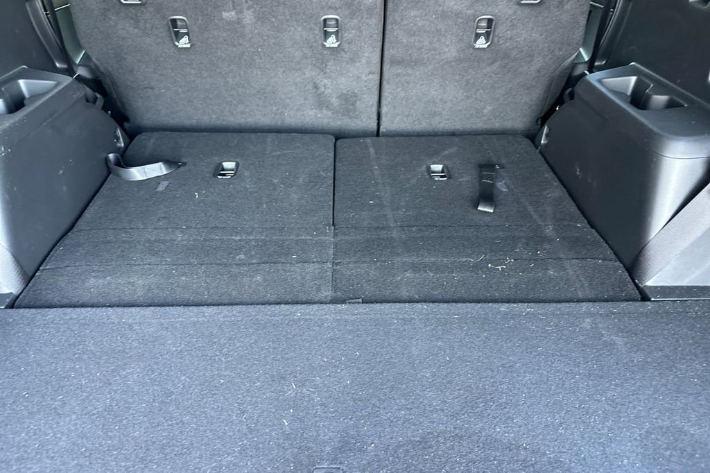 Used 2025 Hyundai Santa Fe SE image 16