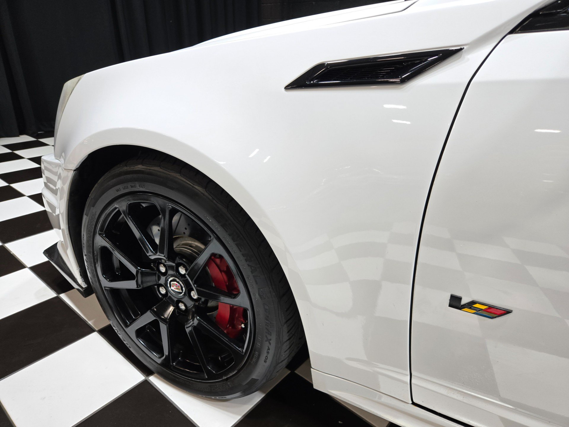 Used 2012 Cadillac CTS V w/ Wood Trim Package RWD image 23