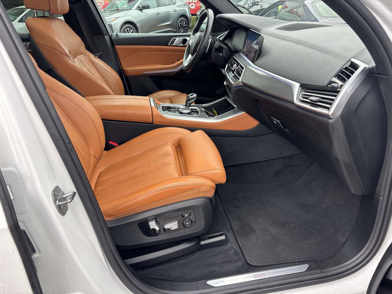 Used 2019 BMW X5 xDrive40i w/ Convenience Package AWD/4WD image 17