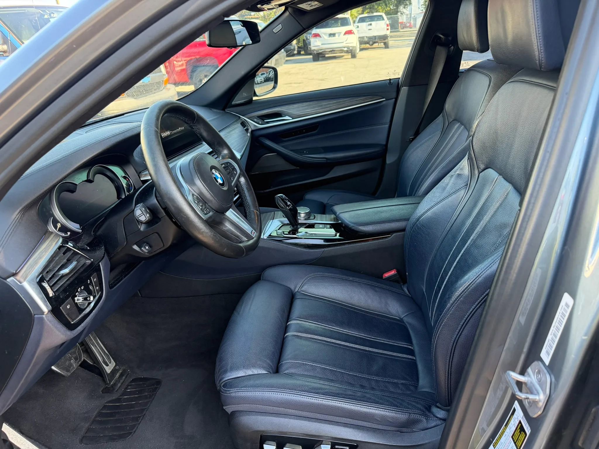Used 2017 BMW 530i RWD image 11