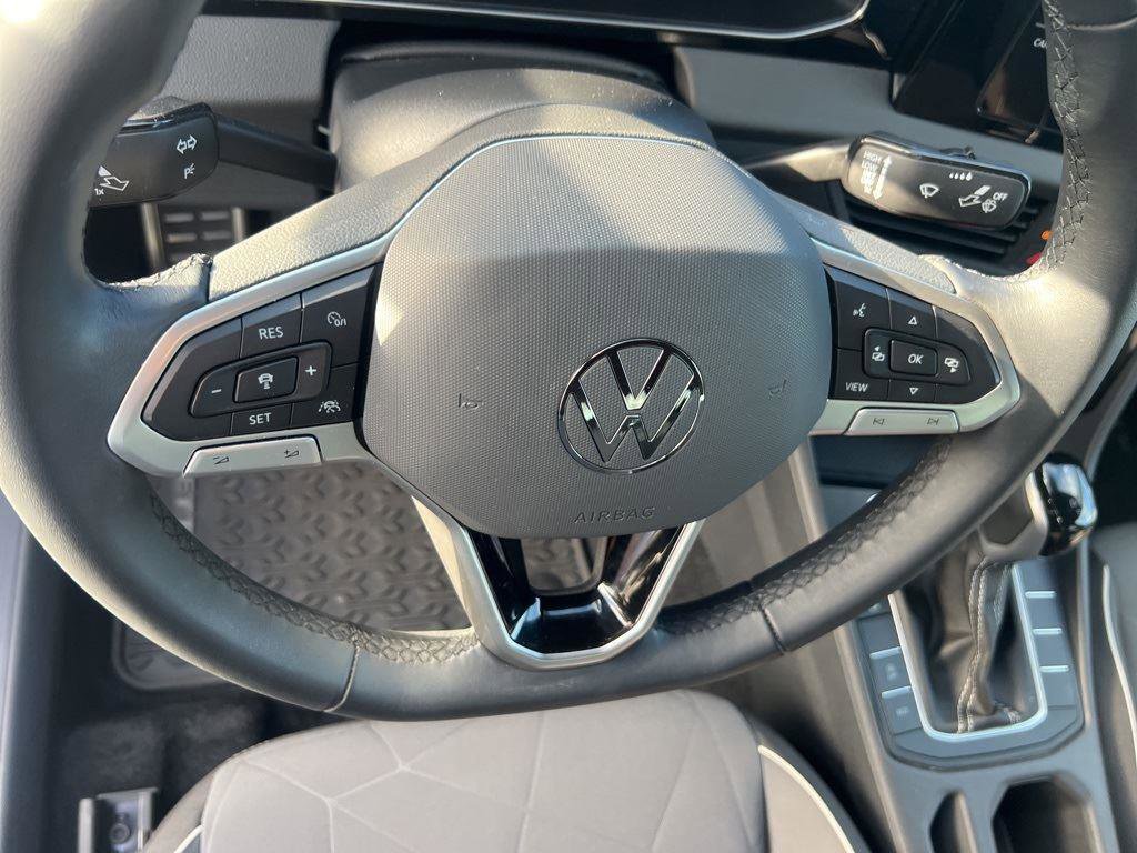 Used 2025 Volkswagen Jetta Sport image 15