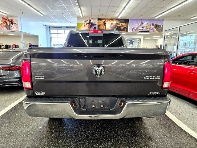 Used 2019 RAM 1500 Classic SLT image 5