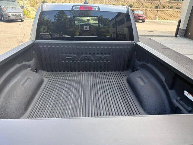 Used 2025 RAM 1500 Big Horn AWD/4WD image 5