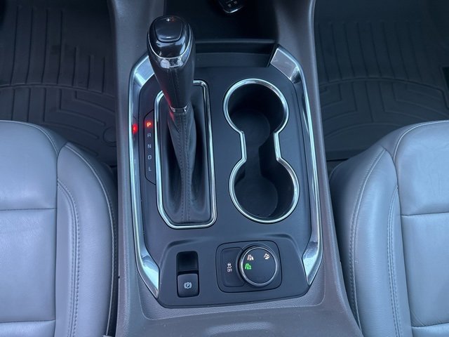 Used 2020 Chevrolet Traverse LT image 25