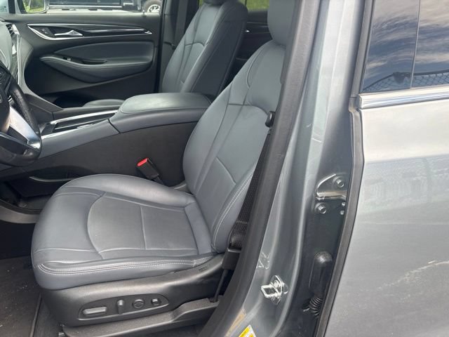 Used 2023 Buick Enclave Premium FWD image 7