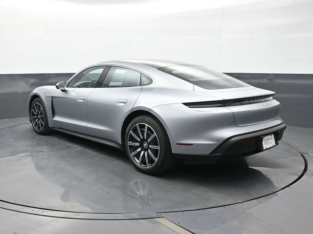 Used 2024 Porsche Taycan 4S image 3