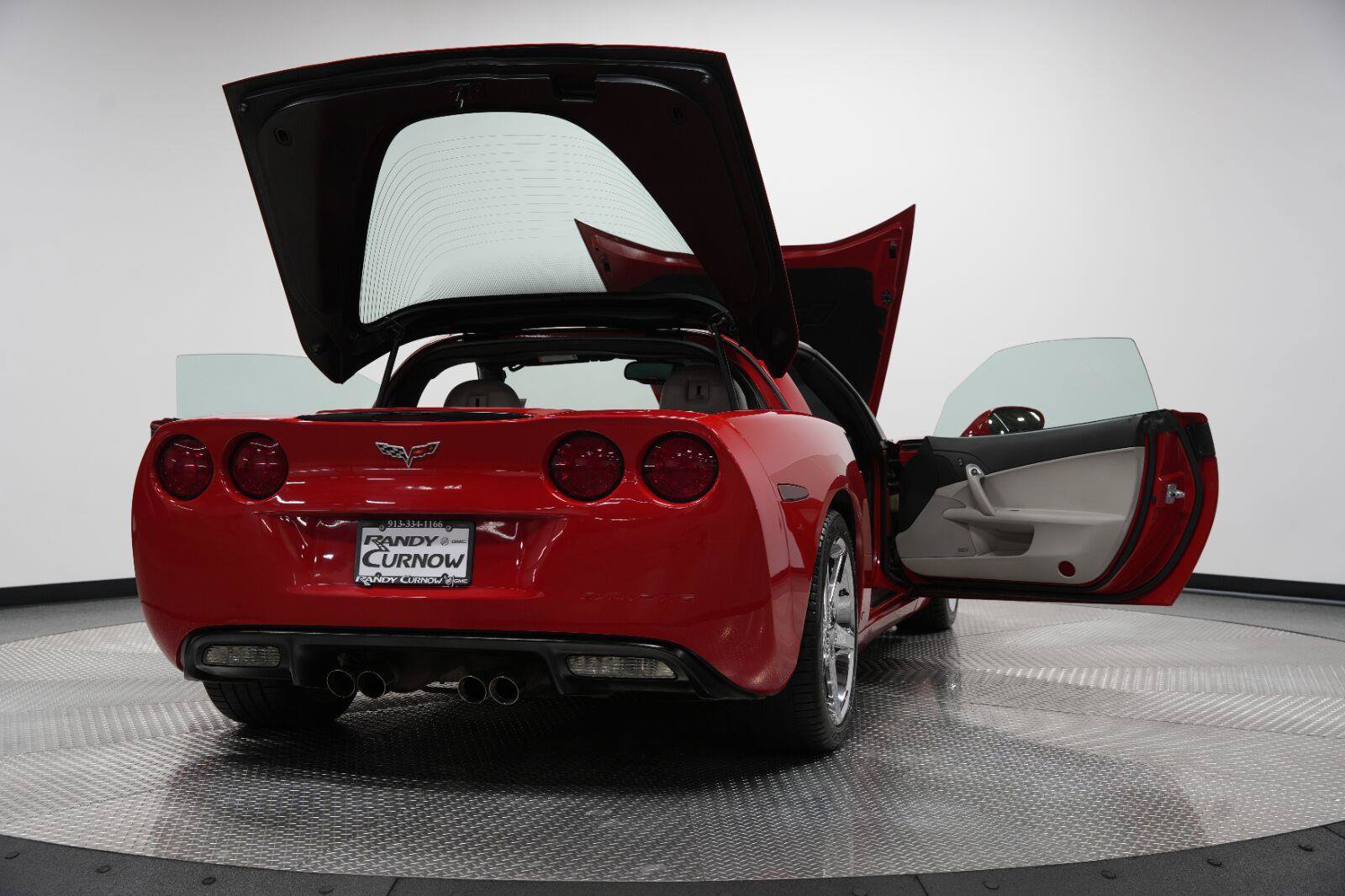 Used 2007 Chevrolet Corvette Coupe w/ Preferred Equipment Group RWD image 13