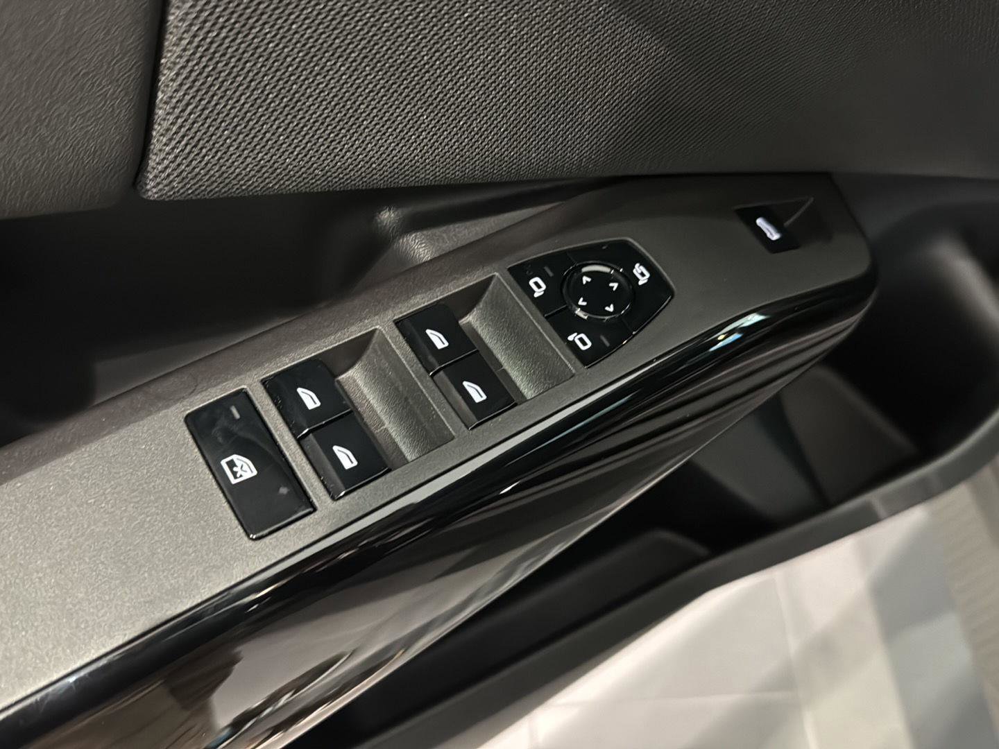 New 2026 BMW X3 xDrive30 w/ Convenience Package image 26