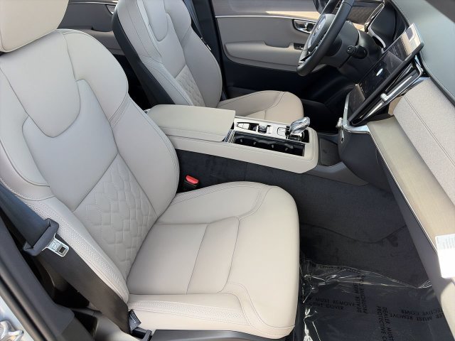 New 2027 Volvo XC90 B5 Plus AWD/4WD image 12
