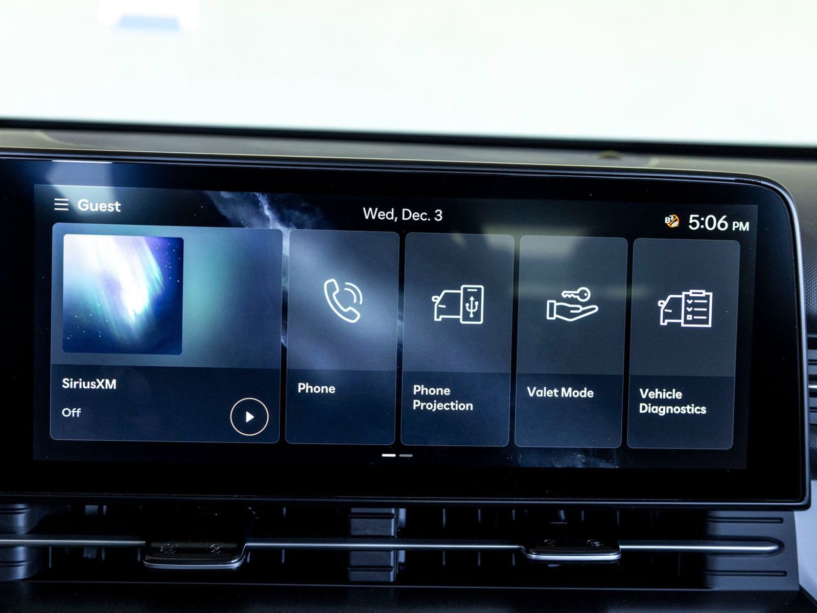 New 2025 Hyundai Kona SE image 13