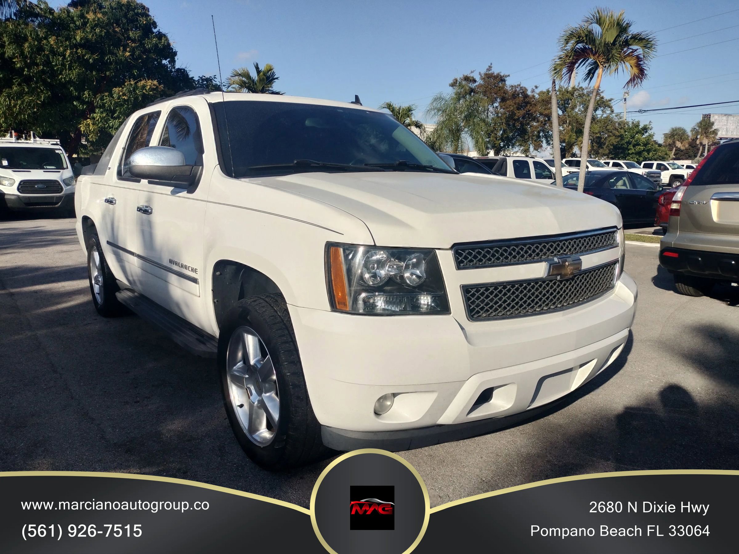 Used 2011 Chevrolet Avalanche LTZ image 1